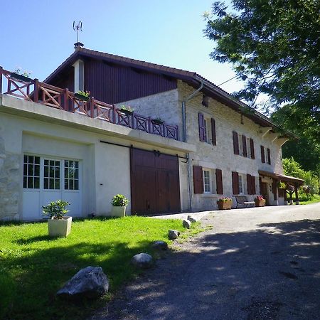 Chambre D'Hotes La Haie Fleurie Chevillard Exterior photo